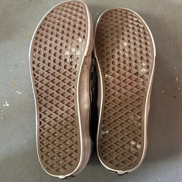 Gently used Vans, brown/black check pattern - Picture 2 of 3